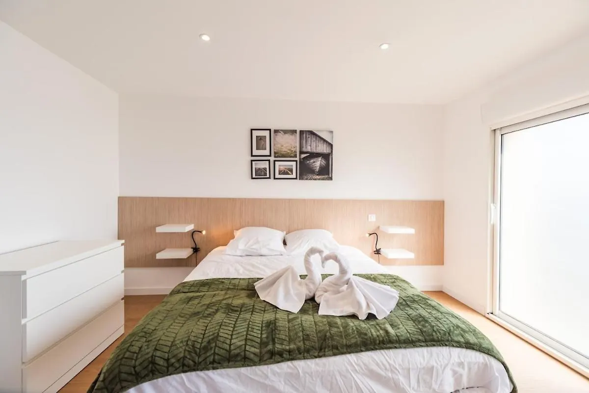 Grande Maison Familiale Avec Jardin Parking Et Jeux Saint-Carreuc 0*,
